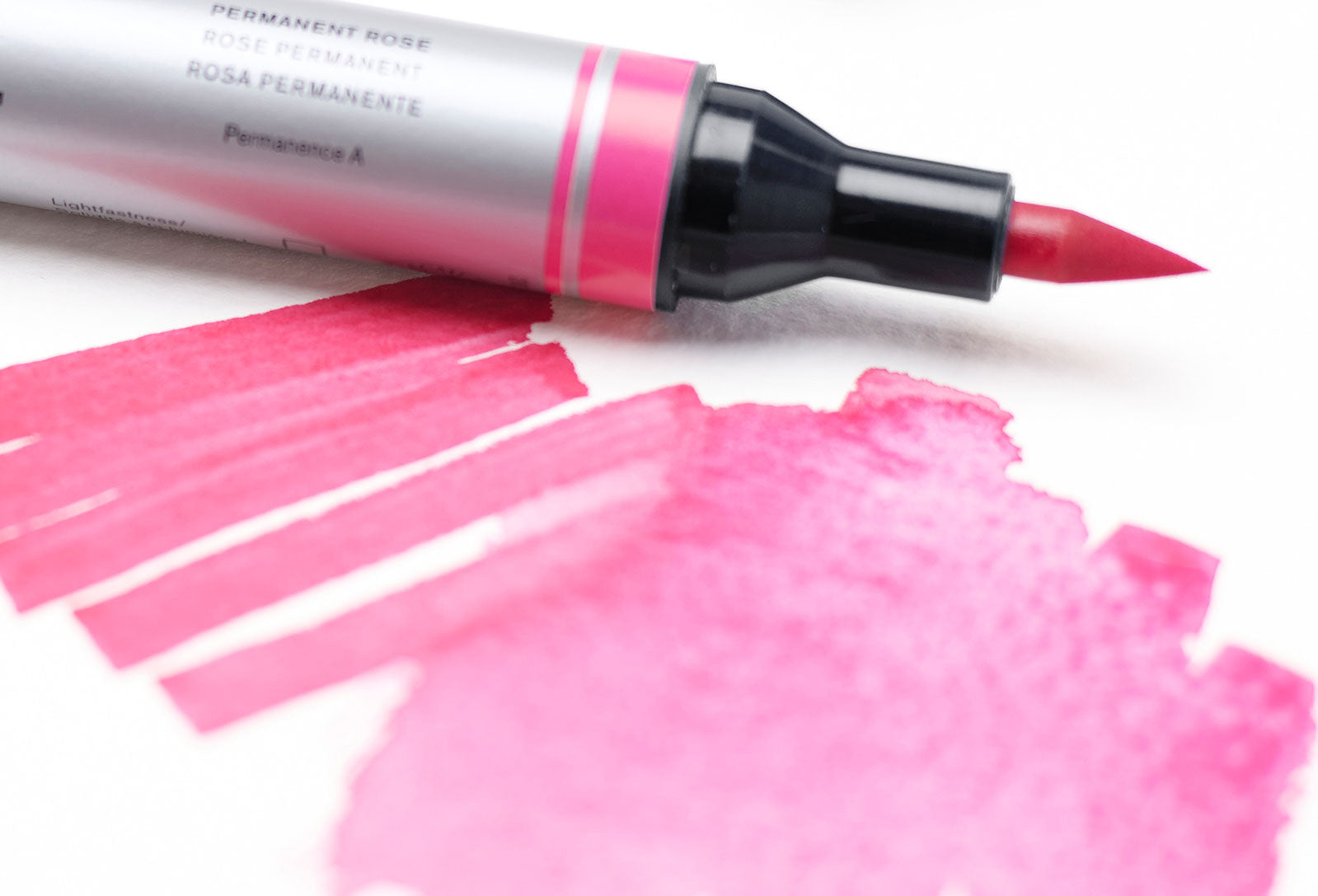 A Beginner’s Guide to Using Watercolour Brush Pens & Markers