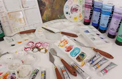 What painting palette should I buy?