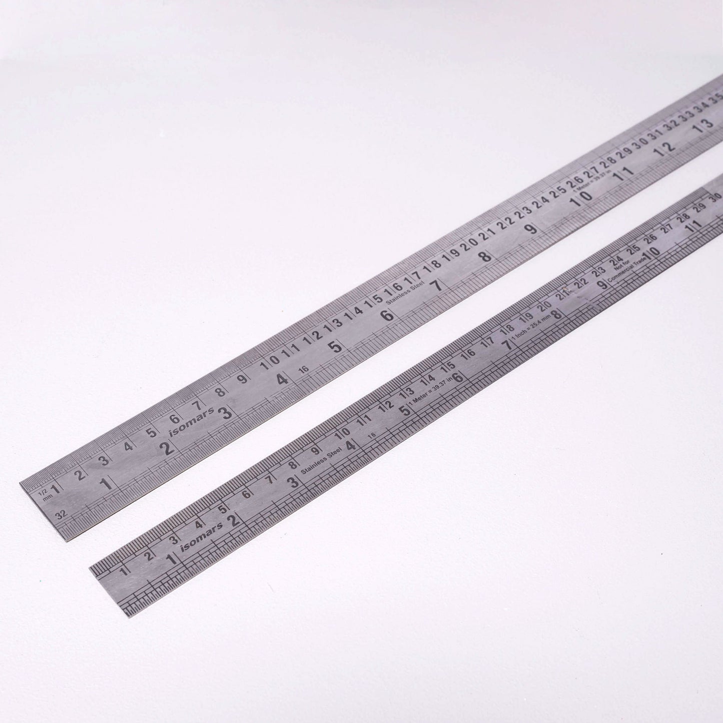 ARTdiscount Stainless Steel Rulers closeup