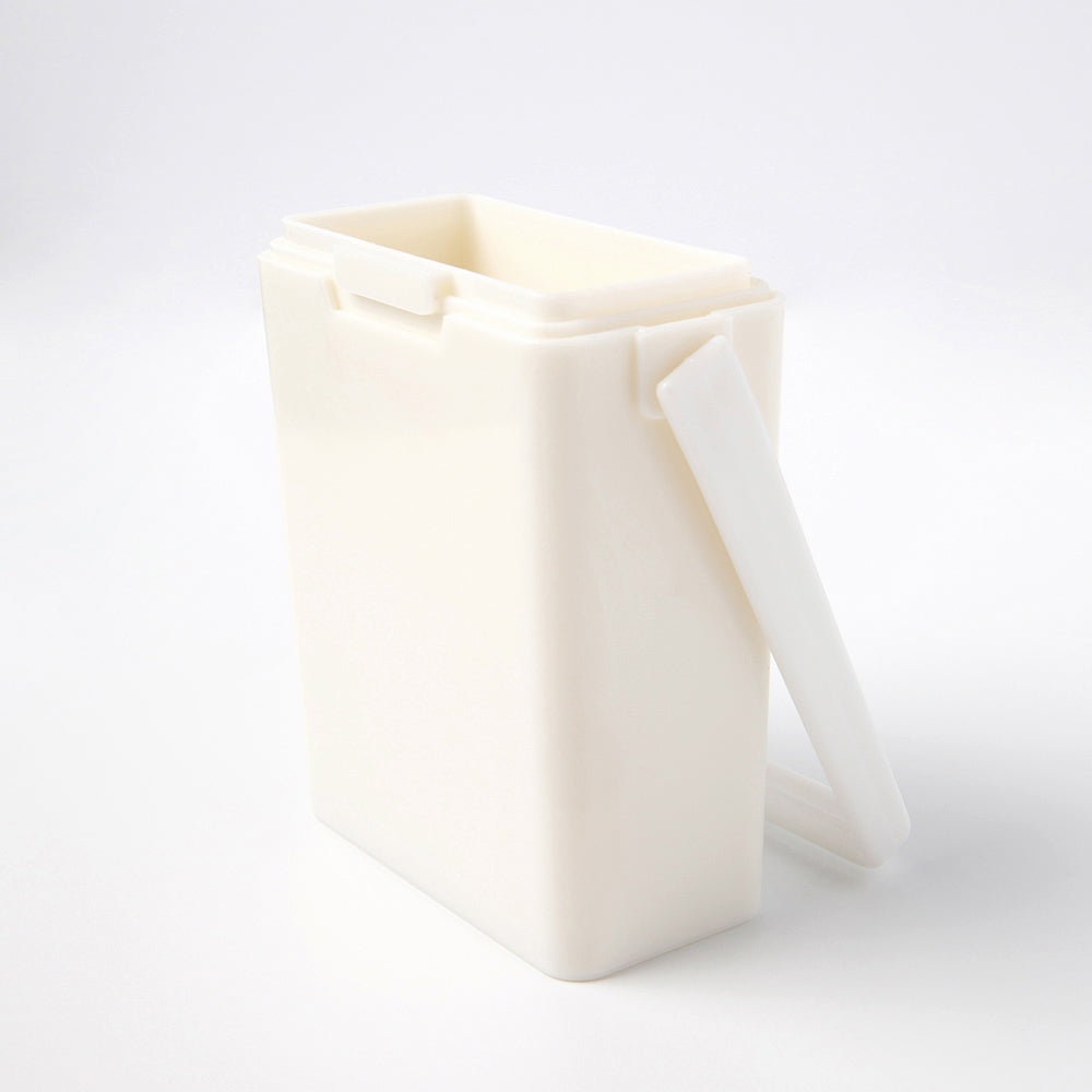 Studio Essentials : Stackable Water Pot Trio
