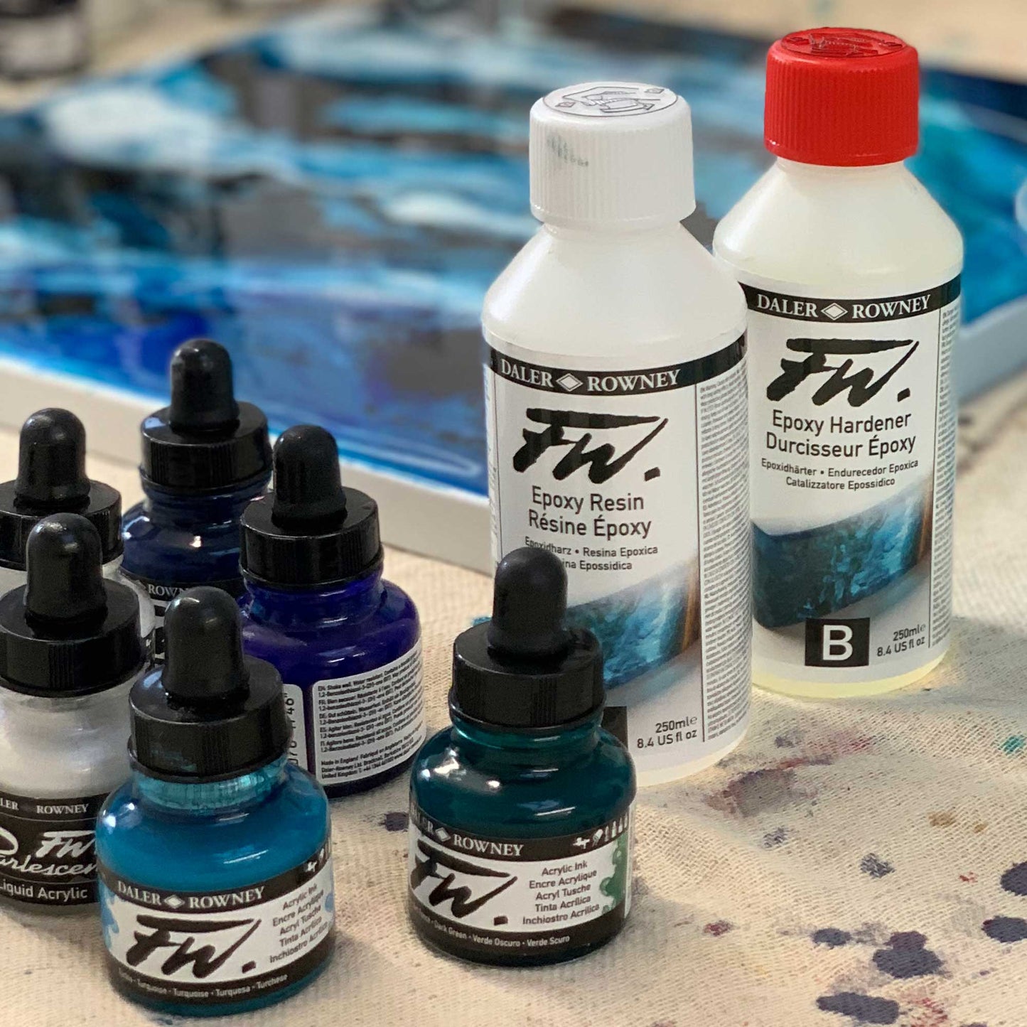 Daler-Rowney FW Epoxy Resin (A) and Hardener (B) - Group Shot