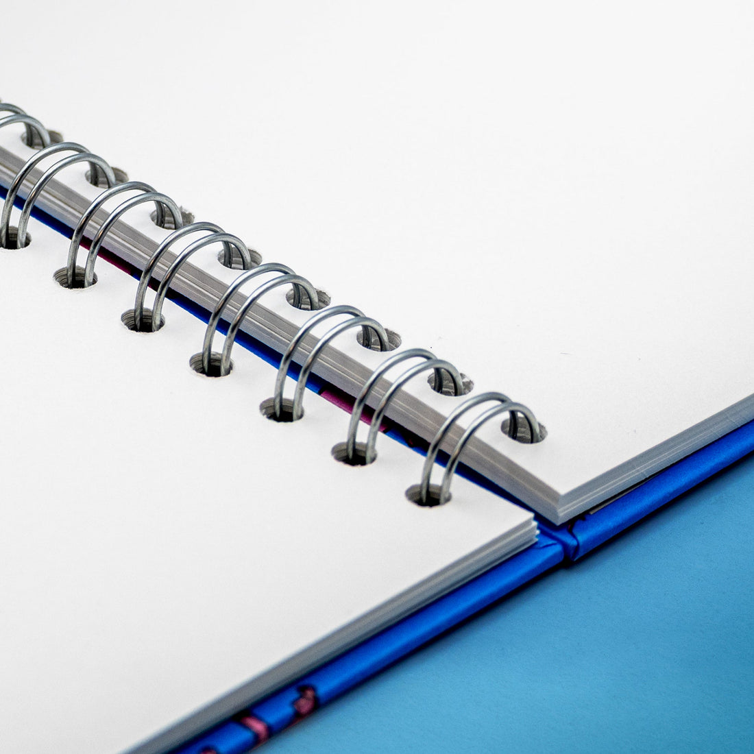 How to Choose the Right Sketchbook for You