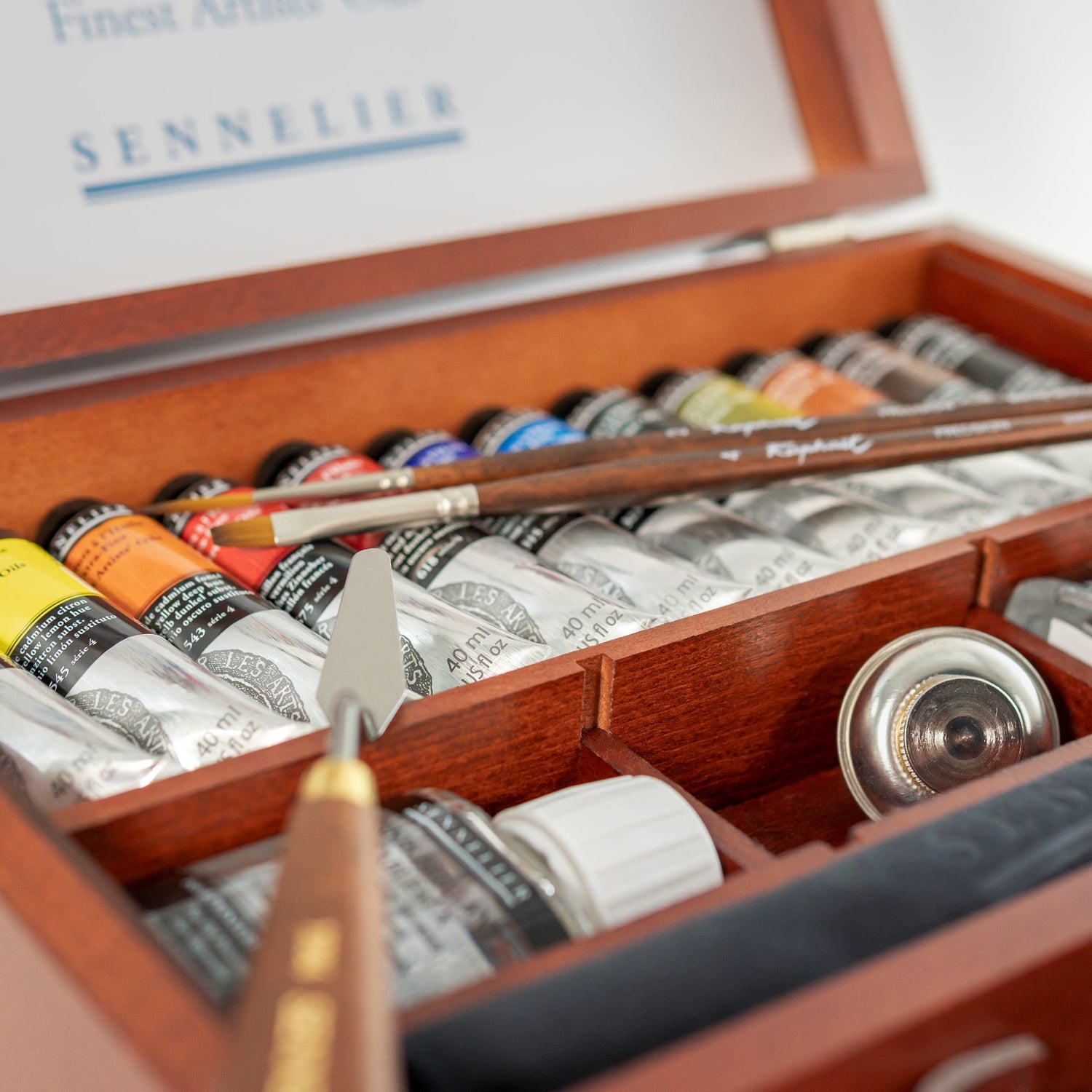 Luxury Gifts for Artists