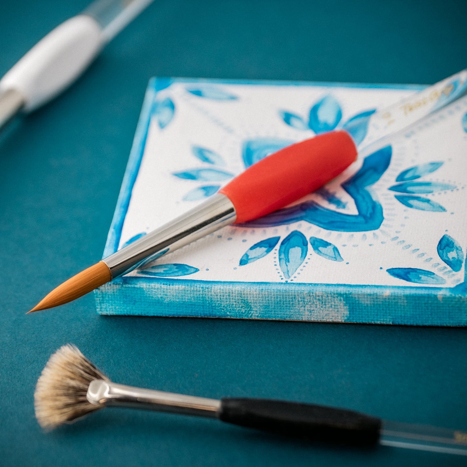 Pro Arte TwistGrip Brushes