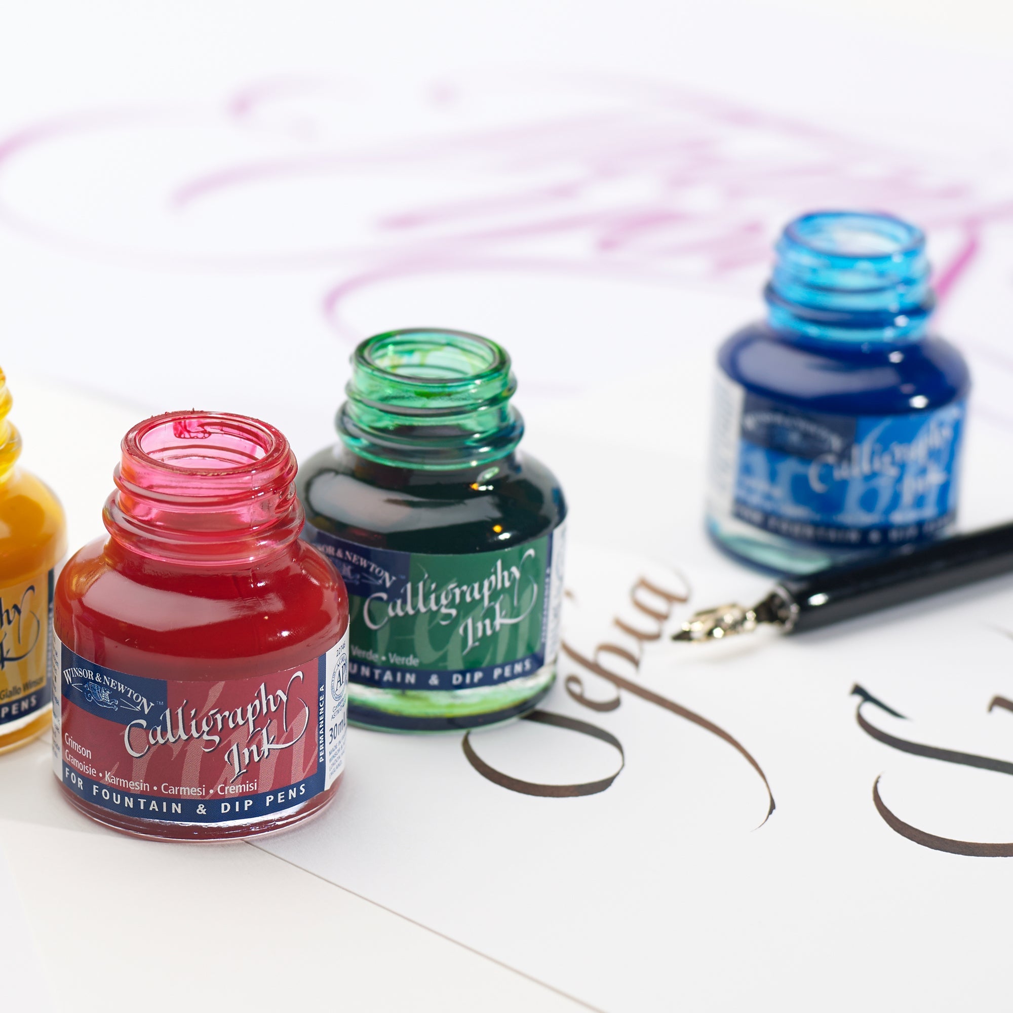 Buy Artists' Inks Online with ARTdiscount