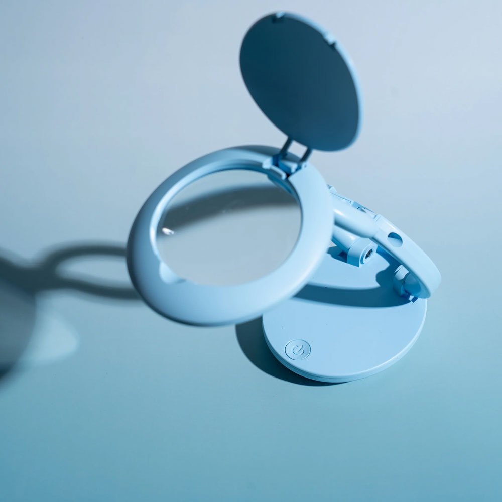 Daylight Lighting : YoYo : Magnifer Lamp : Sky Blue