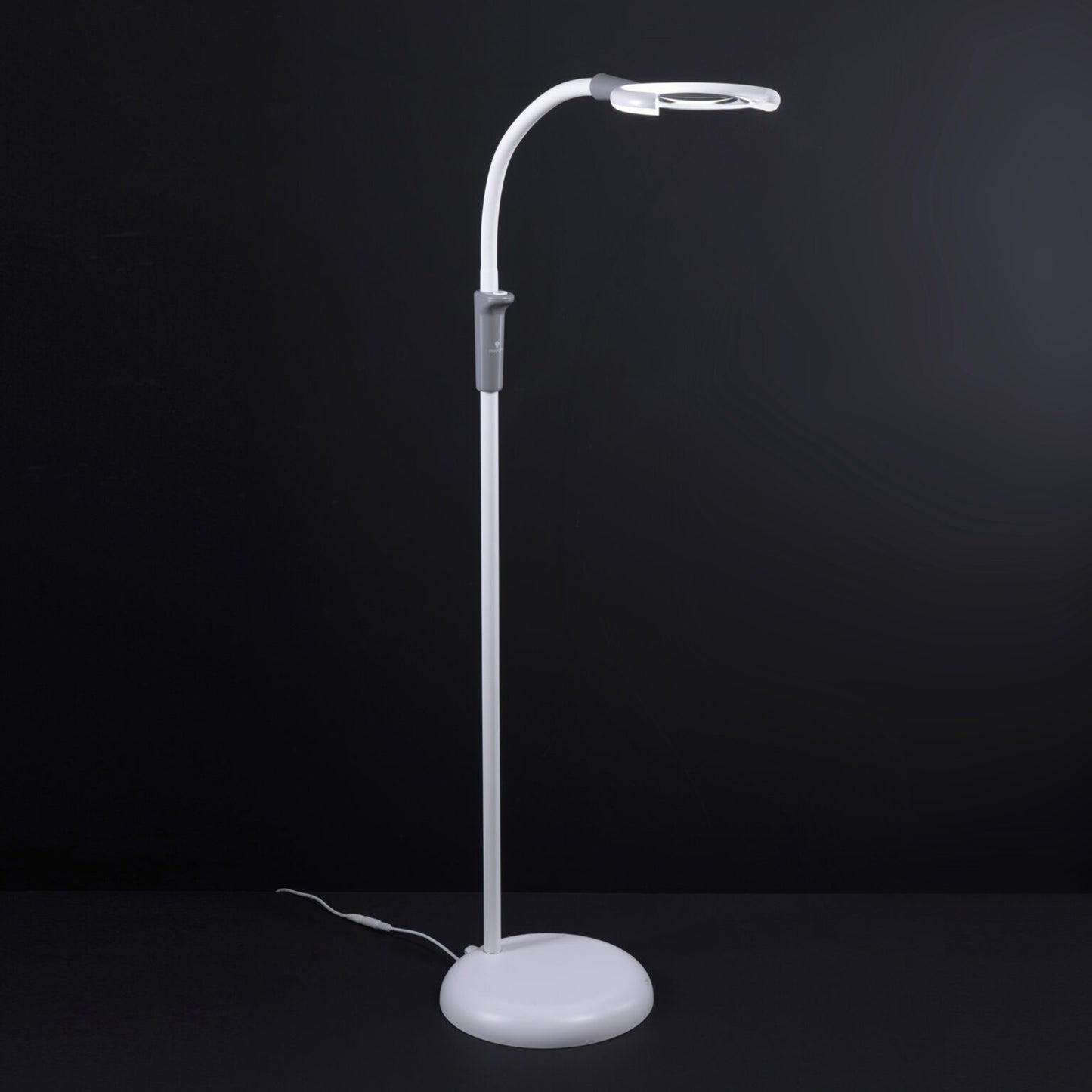 Daylight Company Magnificent Pro – 3-in-1 Magnifying Lamp with flexible neck and sleek design