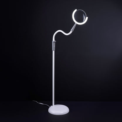 Daylight Company Magnificent Pro – 3-in-1 Magnifying Lamp with flexible neck and LED lighting.