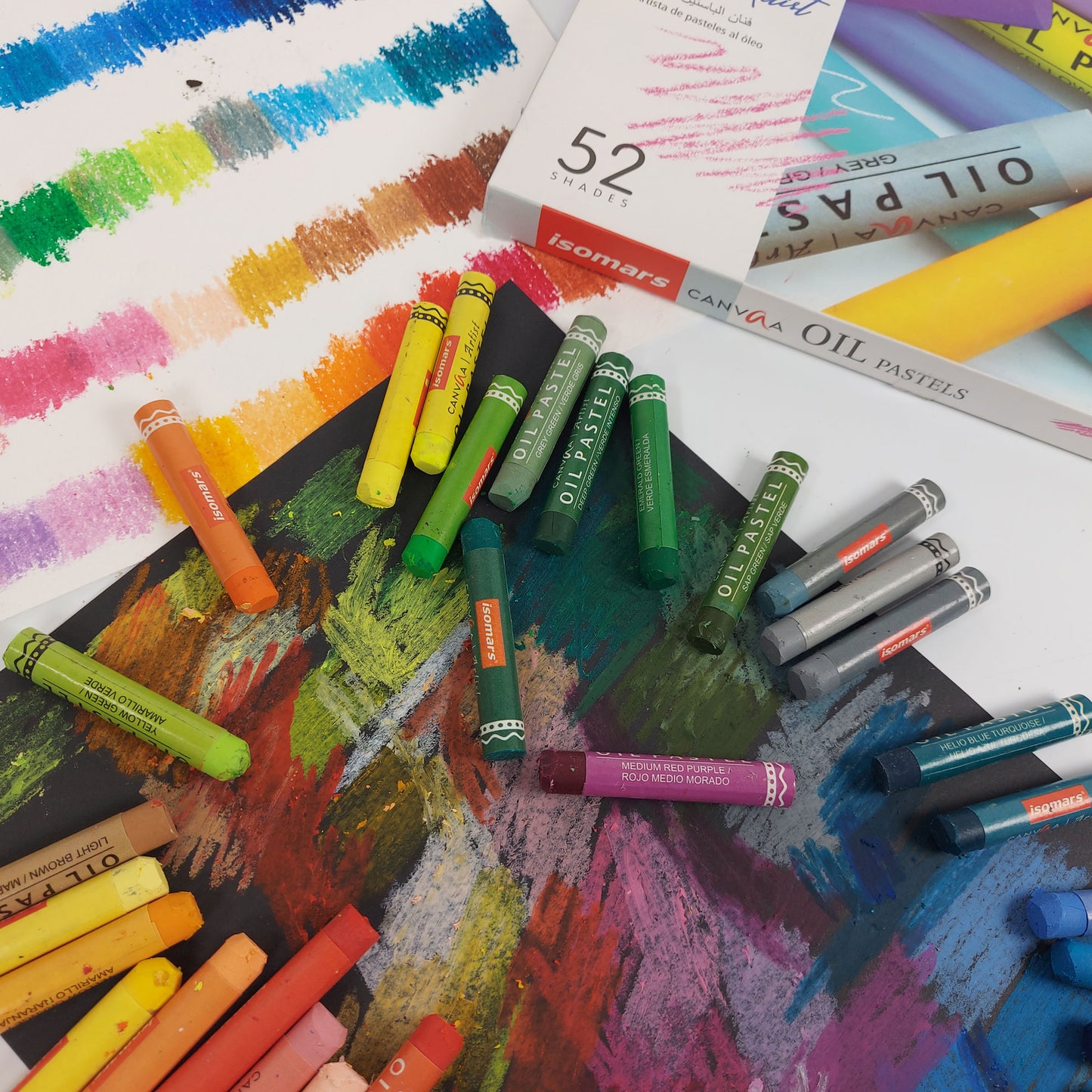 Isomars Canvaa Oil Pastels - Set in use