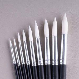 ARTdiscount School Brushes - Packs of 10 - Round closeup
