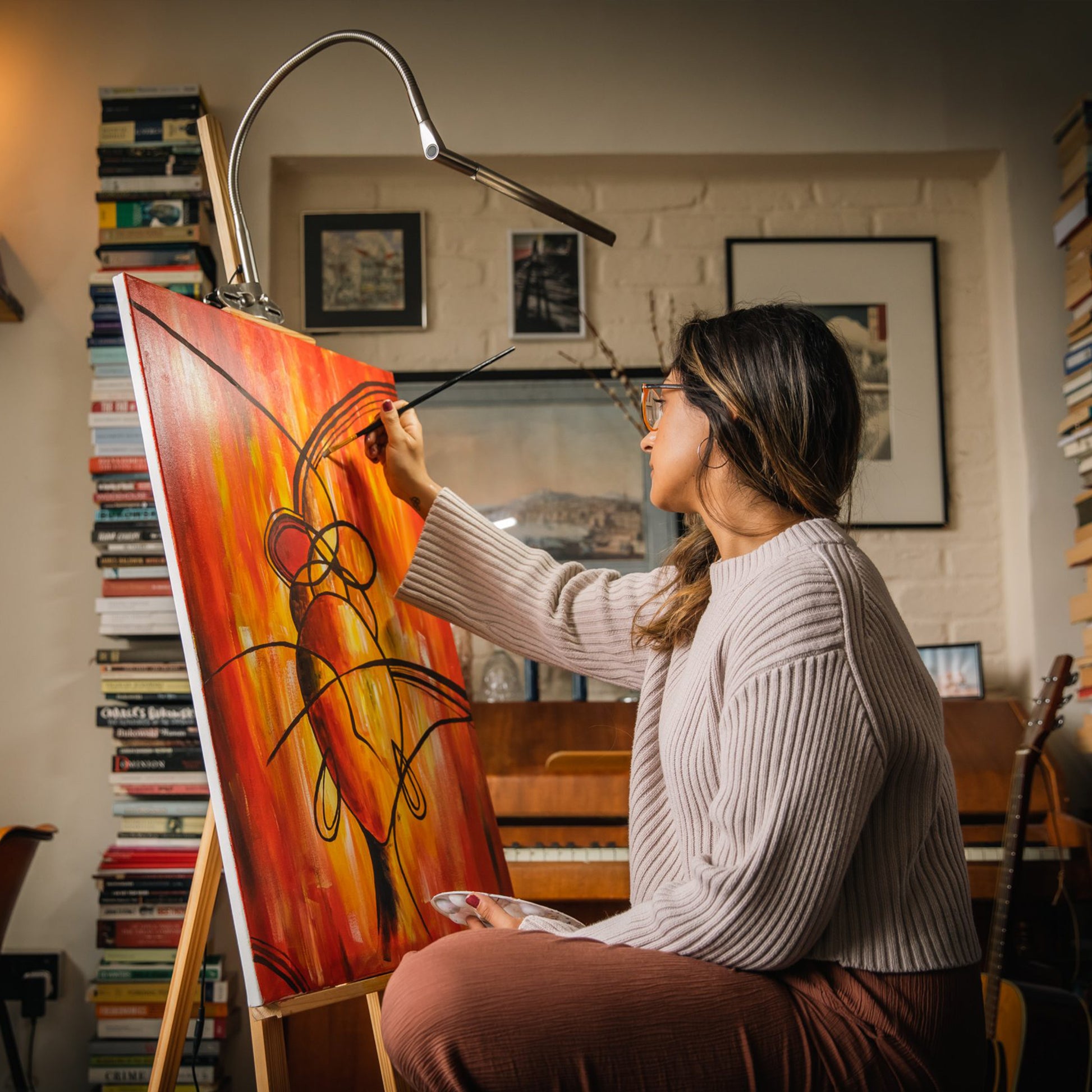 Daylight Techne Artist & Drafting Lamp - Clamped to Easel