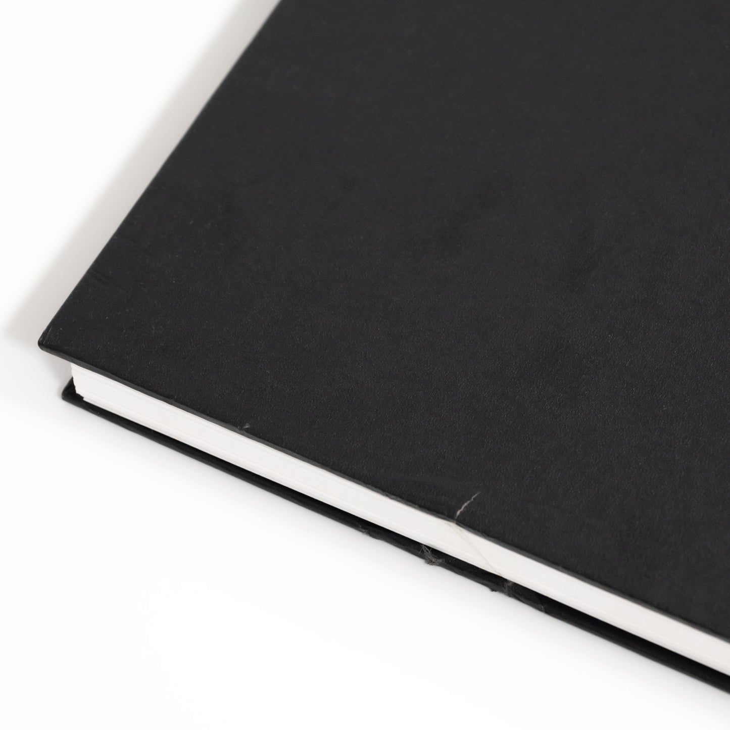 Wire-O Hardback Sketchbook - Back Cover Dent Closeup