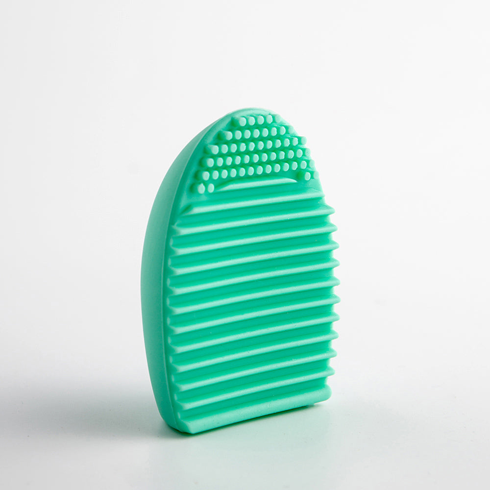 Studio Essentials : Silicone Brush Cleaning Egg