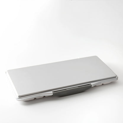 Studio Essentials : Watertight Folding Plastic Palette : 18 Well