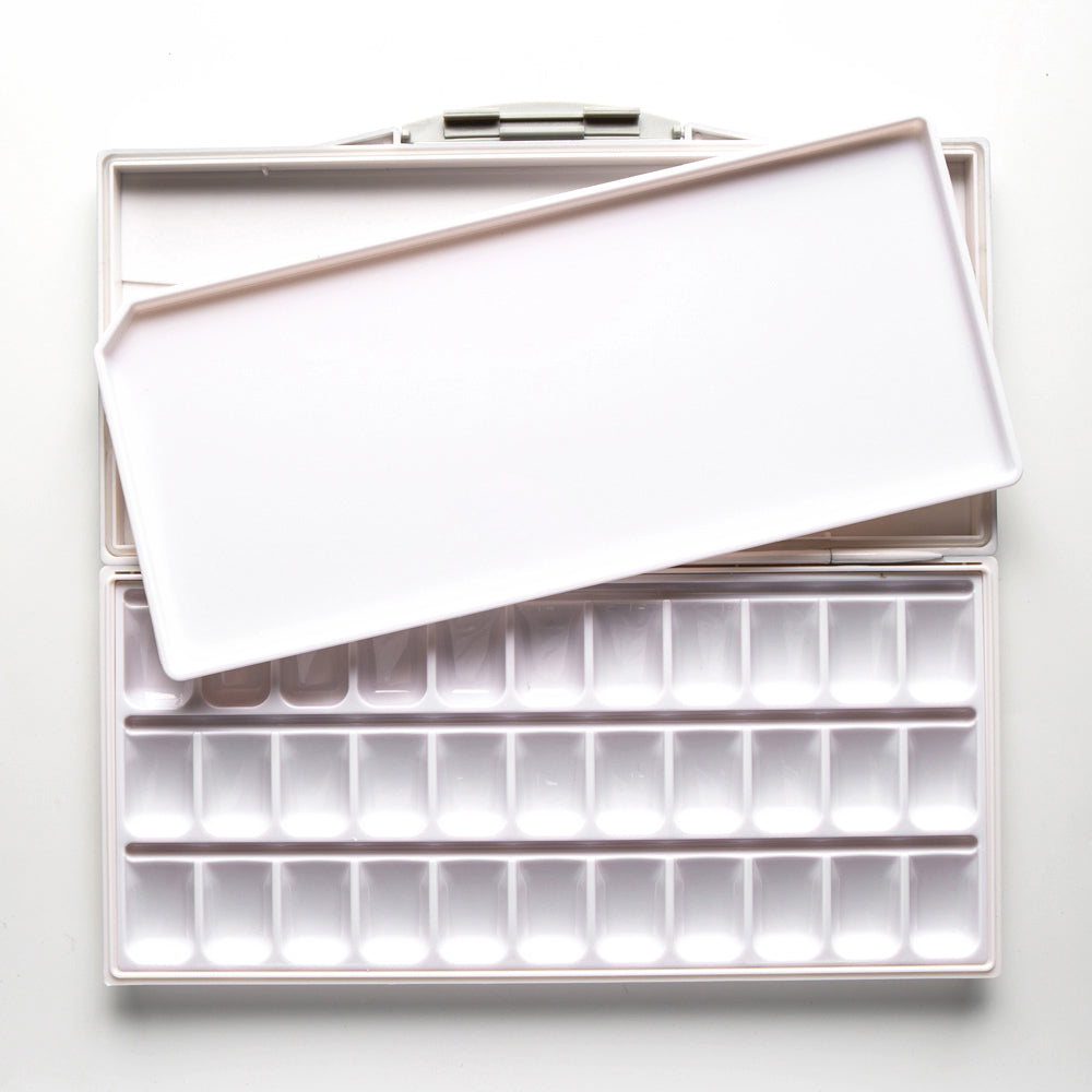 Studio Essentials : Folding Plastic Palette : 33 Well
