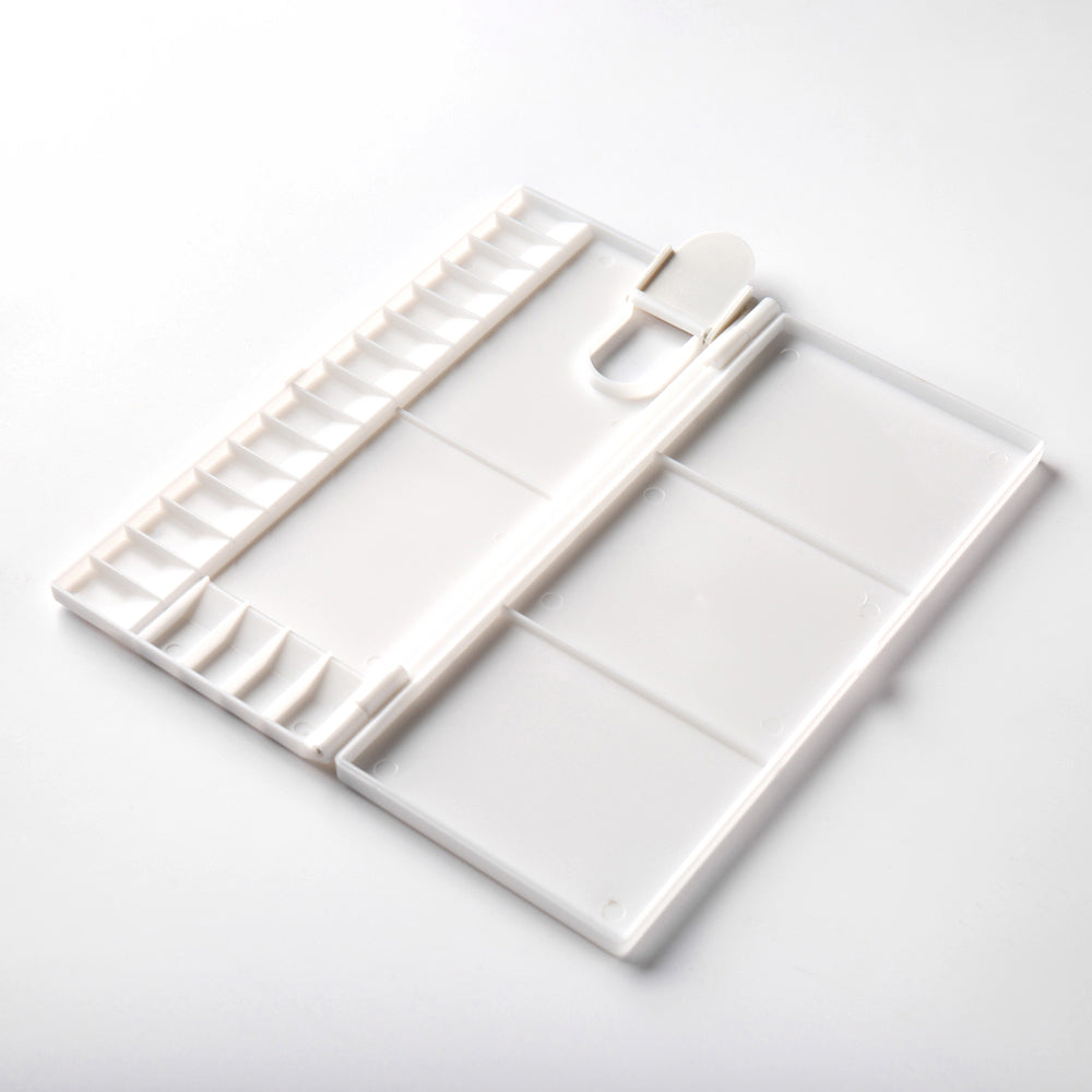 Studio Essentials : Small Folding Plastic Palette : 12x25cm (Apx.5x10in)