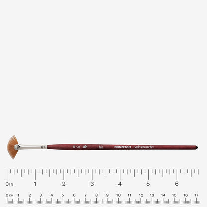Princeton : Velvetouch : Series 3950 : Short Handle : Fan : Size 10/0