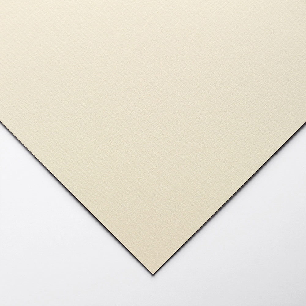 Studio Essentials : White Core Mount Board 60x80cm (Apx.24x31in)