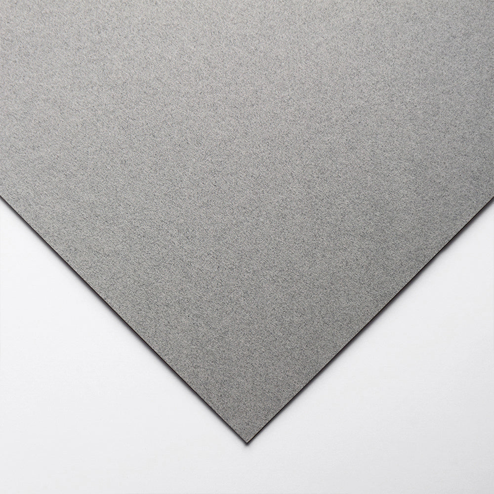 Studio Essentials : White Core Mount Board 60x80cm (Apx.24x31in)