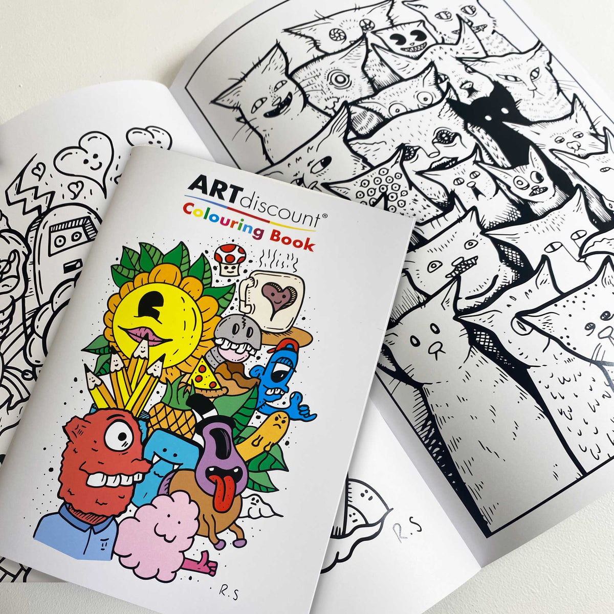 ARTDiscount Colouring Book with example pages