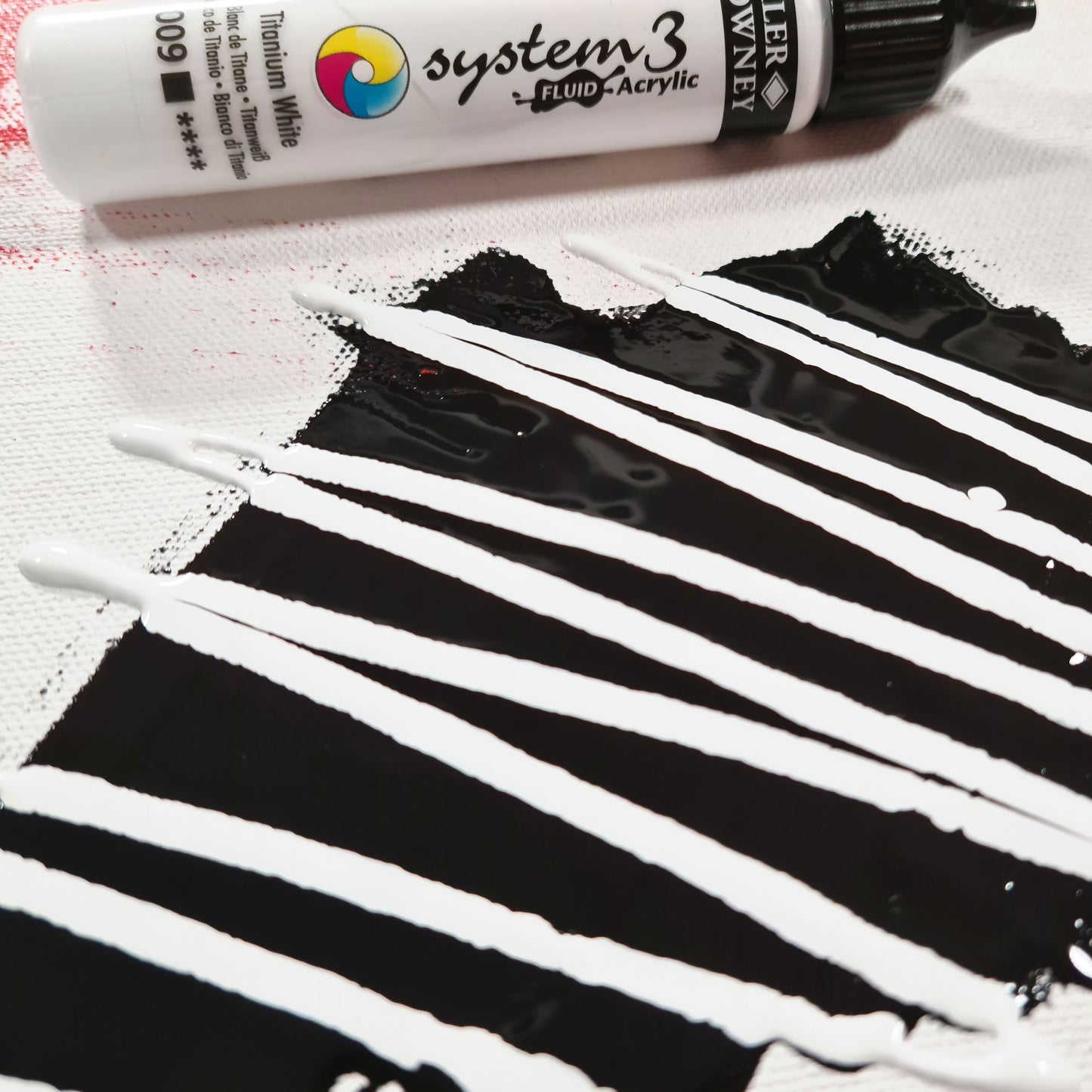 Daler-Rowney System3 Fluid Acrylic Introduction Set Closeup